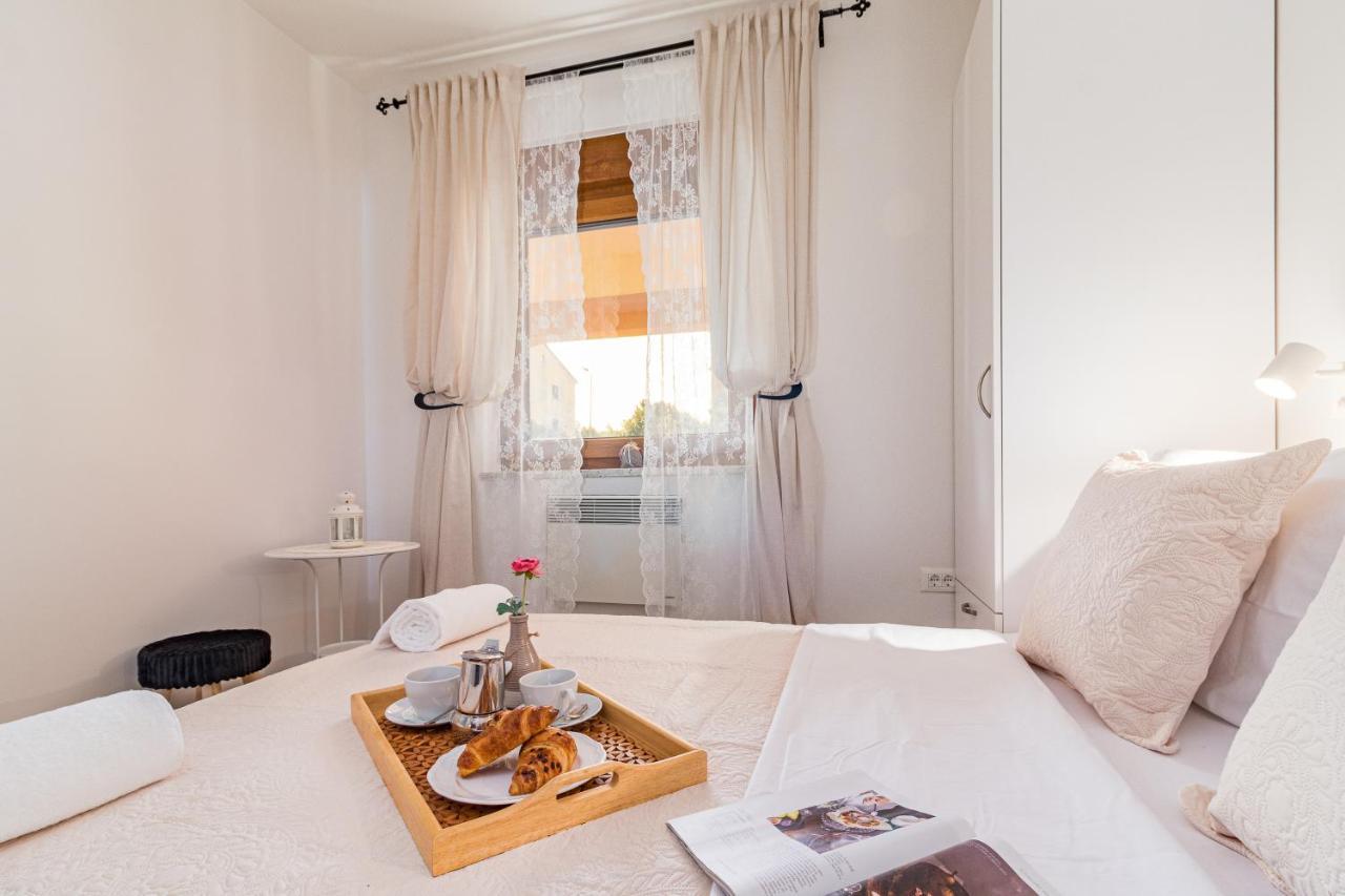 Lovely Istrian Apartment With A Private Swimming Pool And A Charming Garden Баньоле Екстер'єр фото